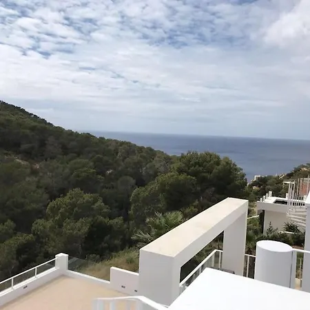 En C.vadella - Piscina Privada Tatil Evi Cala Vadella (Ibiza)